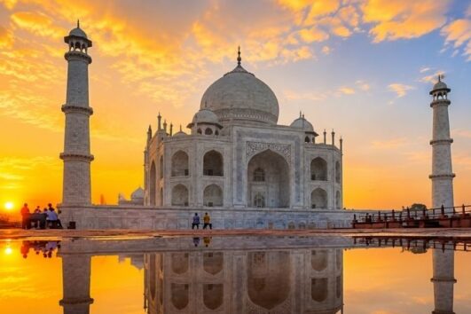 Taj Mahal Sunrise Tour From Delhi
